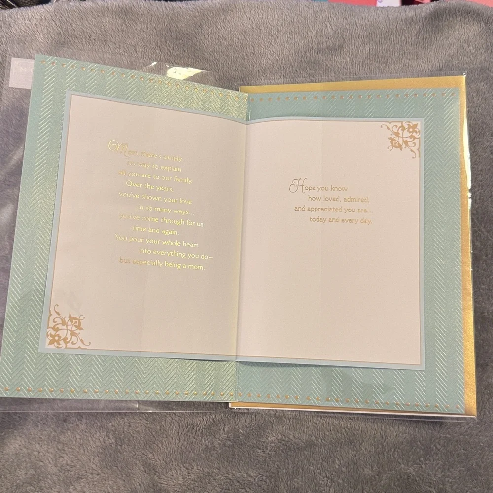 🌻 2 Happy Birthday Mom Cards NWT